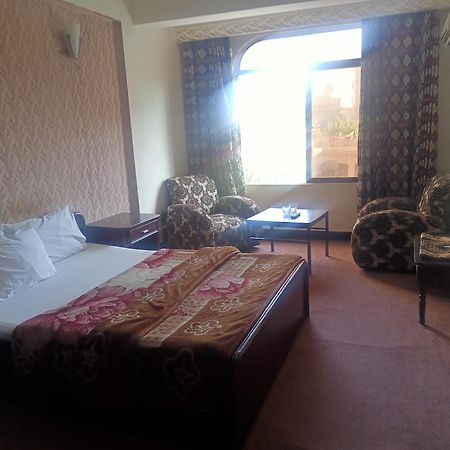 Hotel Al Badar Rawalpindi Dış mekan fotoğraf