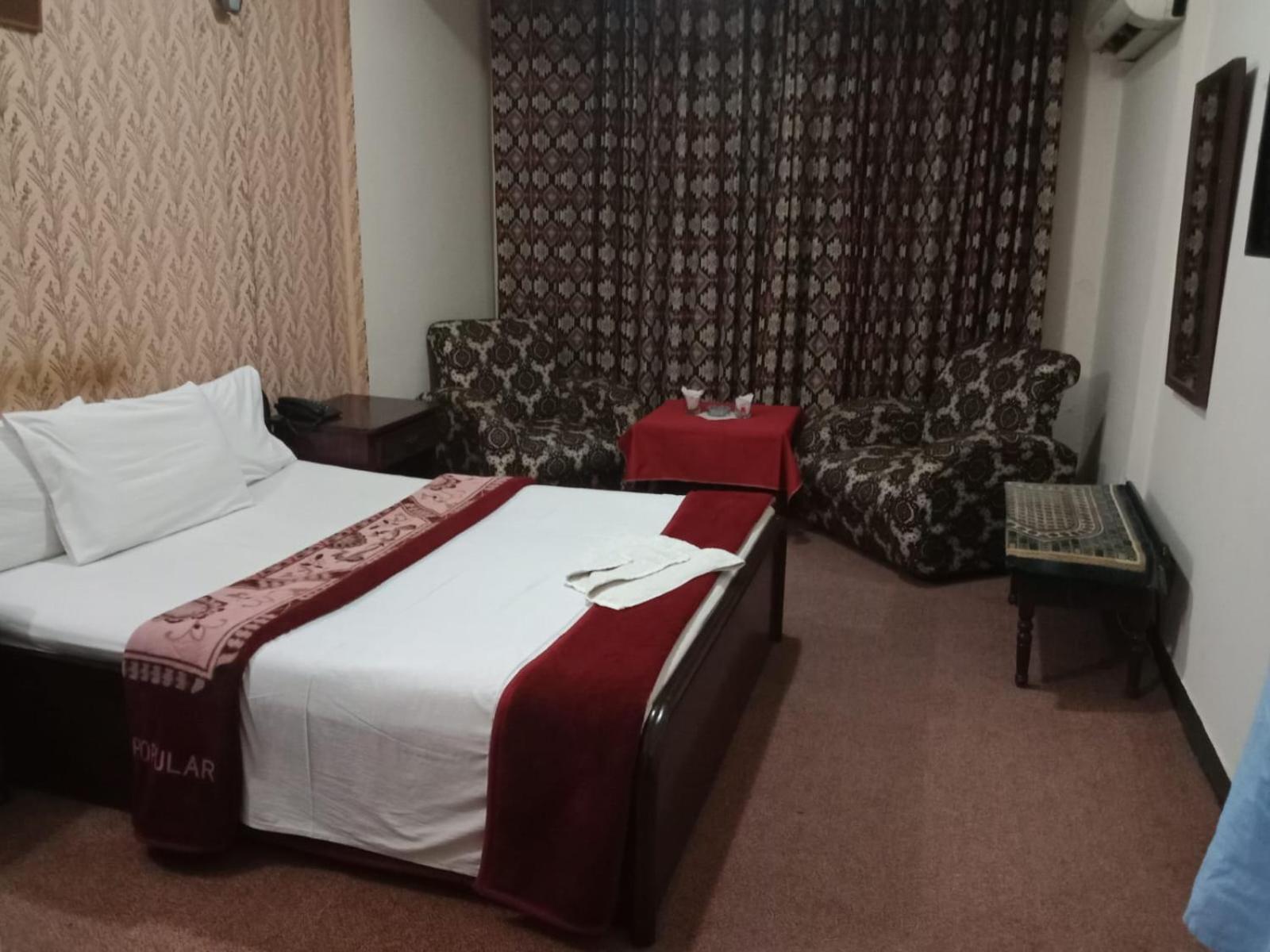 Hotel Al Badar Rawalpindi Dış mekan fotoğraf